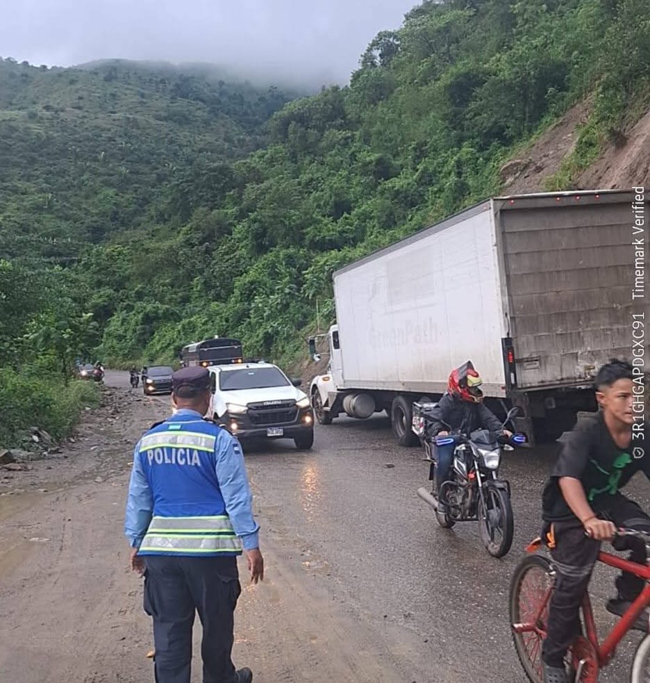 DNVT intensifica operativos de control en carretera CA-4 a la altura de ...